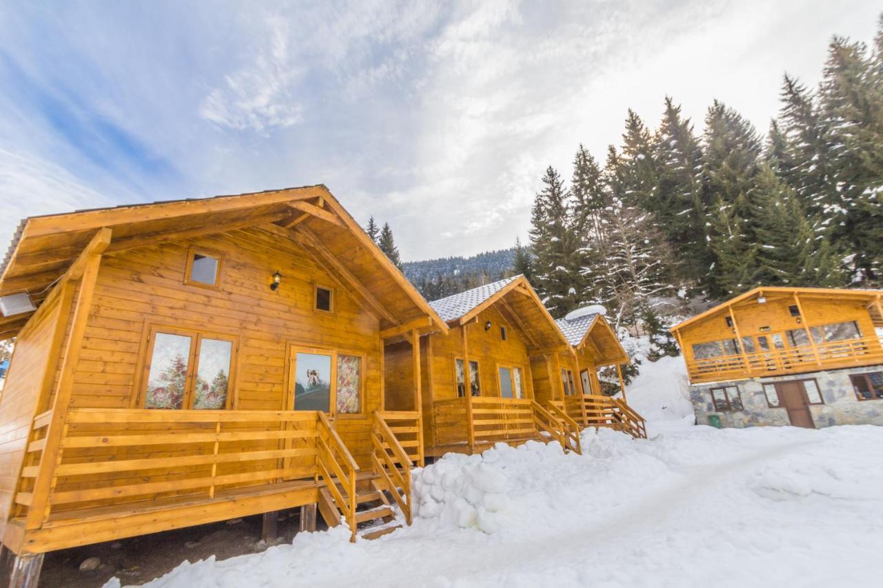 Mountain Cabins Mestia Exterior photo